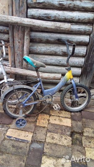 2 велосипеда на напасти