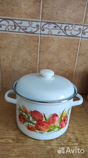 Кастрюля эмалированная большая 5л