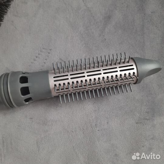 Забронирован. Фен щетка philips