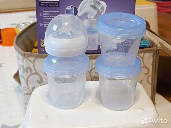 Молокоотсос ручной Philips Avent с контейнерами