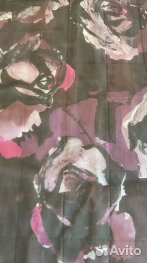 Шарф платок палантин Salvatore Ferragamo