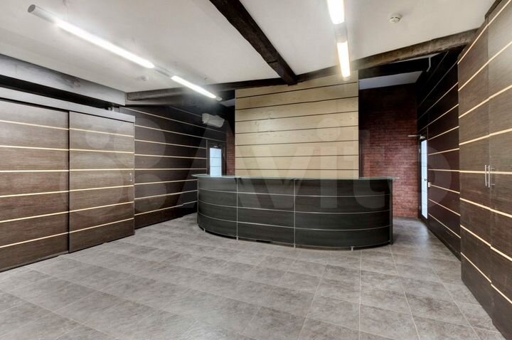 Здание - готовый арендный бизнес, 9112 м²