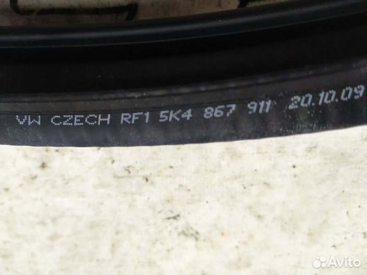 Уплотнитель двери Volkswagen Golf Gti VI 2.0 CCZ