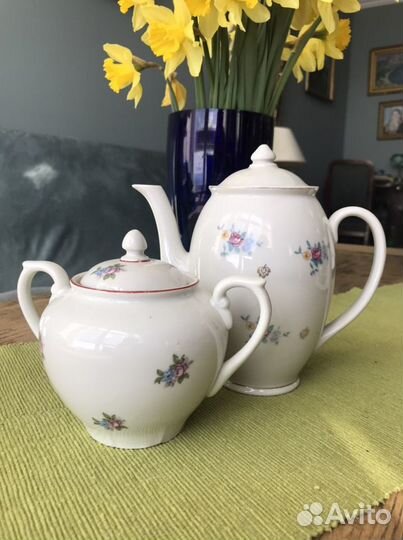 Заварочный чайник, сахарница, кофейник