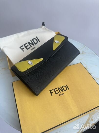 Кошелек fendi