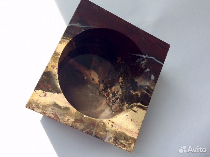 Шкатулка из камня