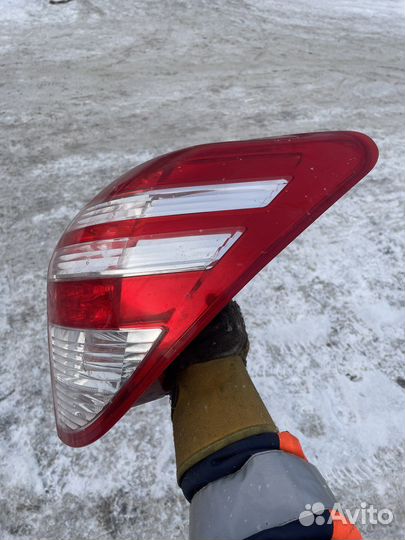 Toyota Rav 4 Задний правый фонарь