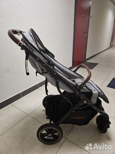 Прогулочная коляска luxmom 609