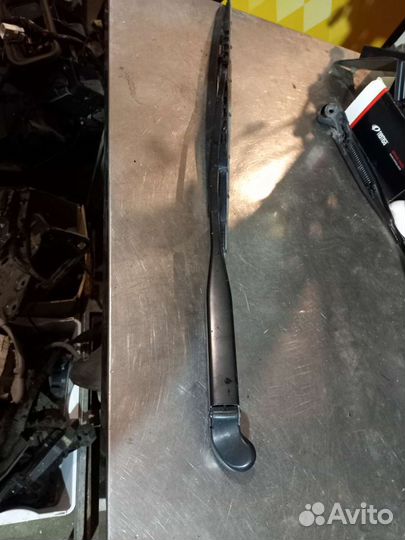 Поводок стеклоочистителя Mercedes A-Class W168