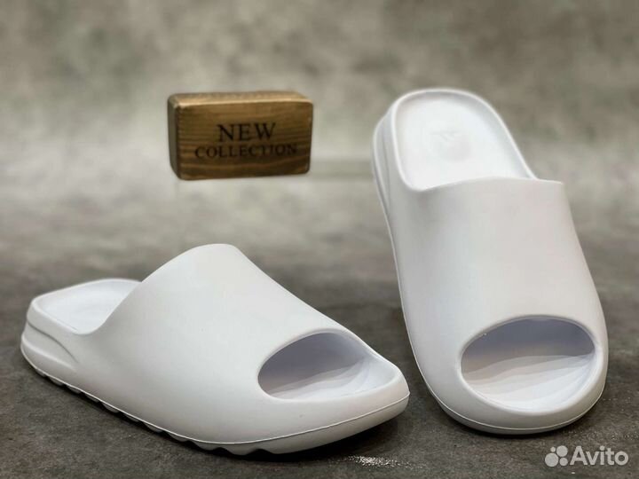 Слайды Yeezy сланцы 1905