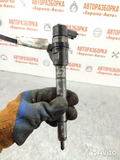 Форсунка дизельная электрическая Hyundai Starex H1