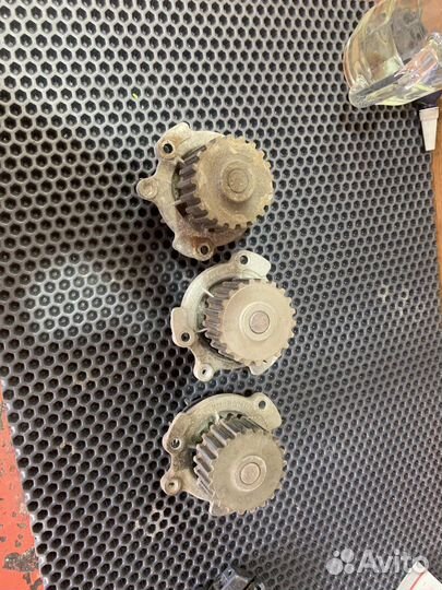 Помпа ваз 8кл и 16 кл