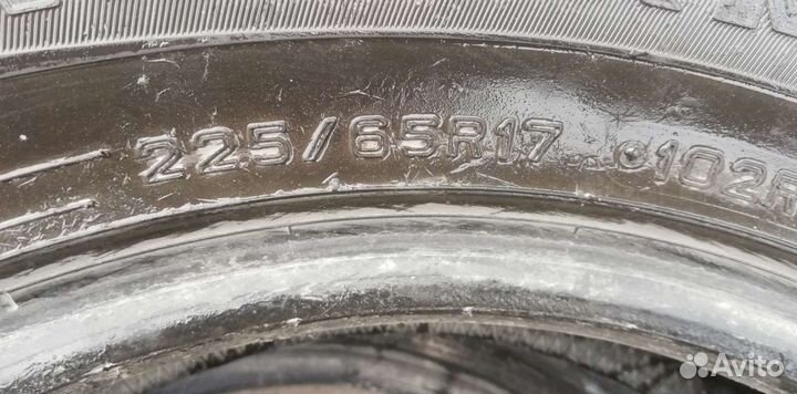 Dunlop Winter Maxx SJ8 225/65 R17