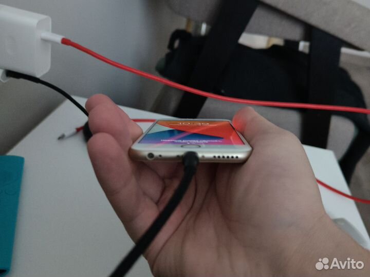 iPhone 6S, 16 ГБ