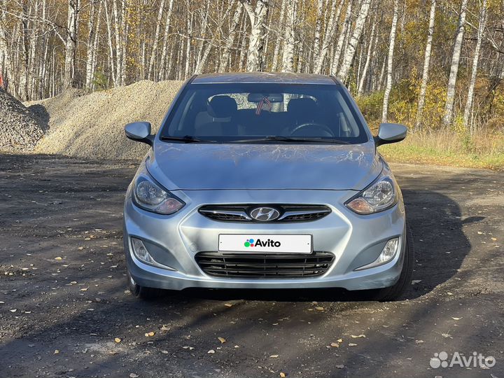 Hyundai Solaris 1.6 AT, 2012, 99 000 км