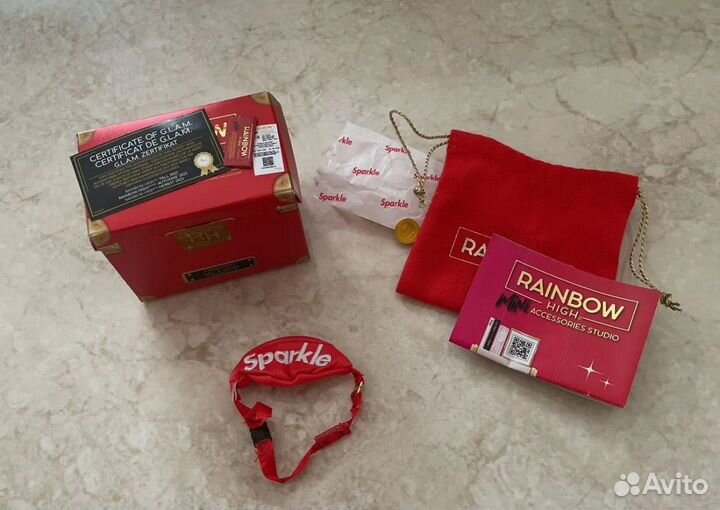 Продаётся Rainbow High mini (сумка)