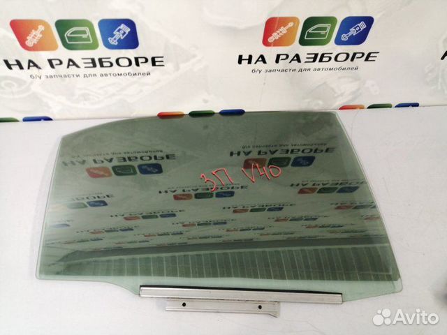 Стекло двери заднее правое Toyota Camry XV40