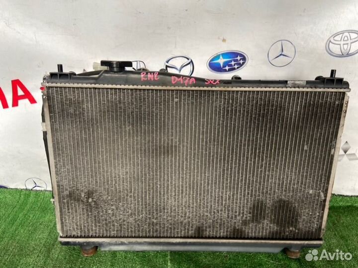 Радиатор основной Honda Stream RN1 D17A