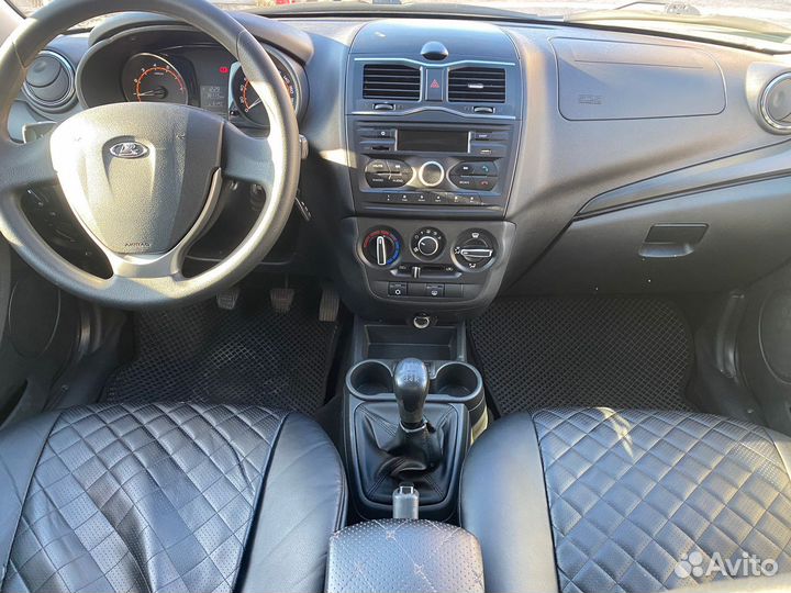 LADA Granta 1.6 МТ, 2021, 38 116 км