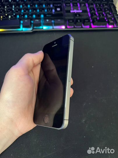 iPhone 5S, 16 ГБ