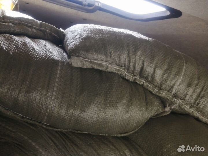 Конский навоз рассыпчатый