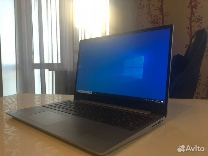 Ноутбук Lenovo