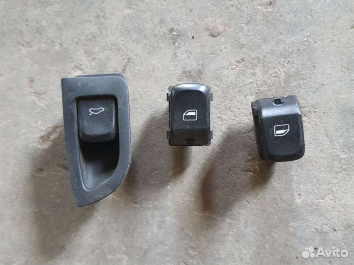 Блок управления стеклоподъемниками Audi A4 B8