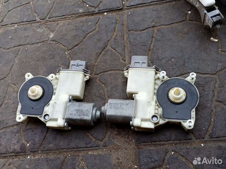 Пежо 3008 моторчик стеклоподъёмника