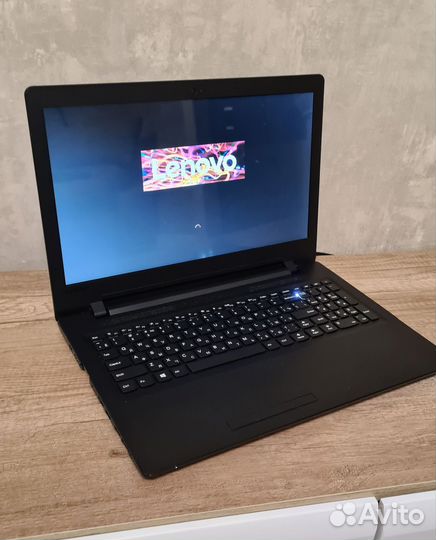 Ноутбук Lenovo, 4х ядерный, 8гб Ram, SSD120+HDD 1T