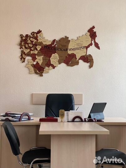 Нестандартная карта мира из дерева для юрлиц