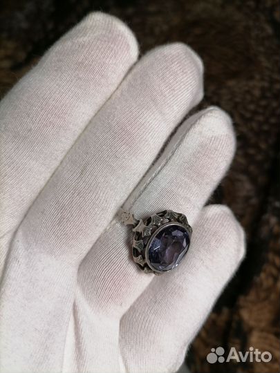 Серебряное кольцо с александритом
