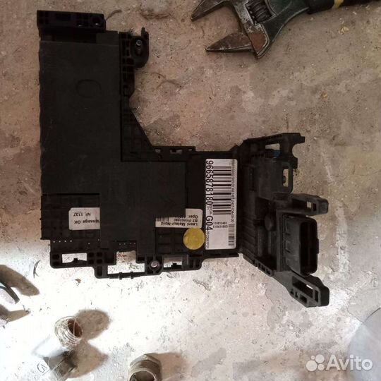 Реле силового переключателя +срс На citroen с4