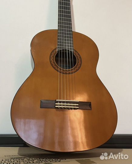 Гитара Yamaha c40