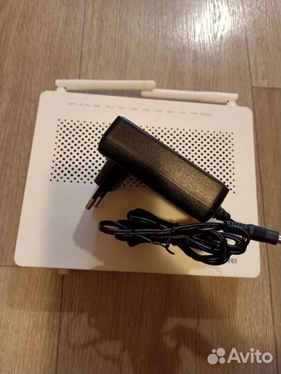 Wifi роутер huawei HG8245H