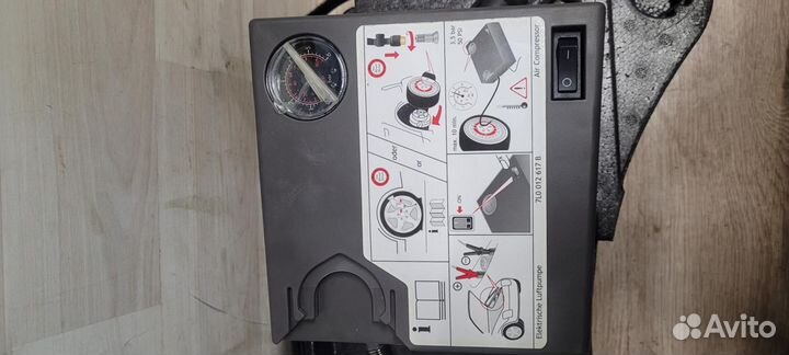 Компрессор подкачки колес VW Touareg FL