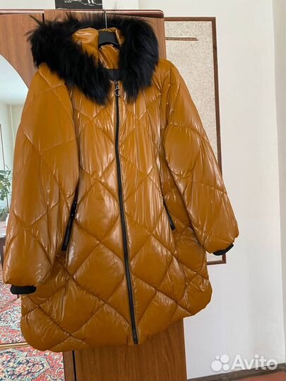 Пуховик размер 64