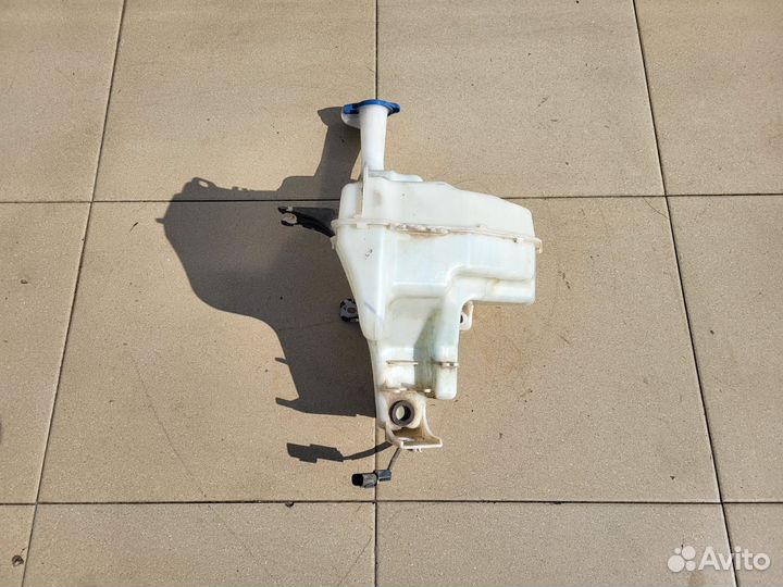 Бачок омывателя Hyundai Solaris