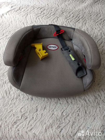 Автокресло бустер isofix