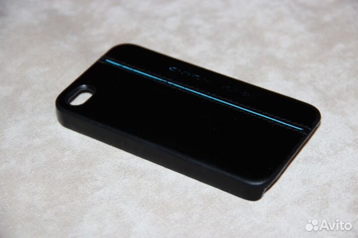 Б/У кожаный чехол на iPhone 4/4s фирмы Piquadro