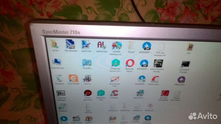 Монитор Samsung