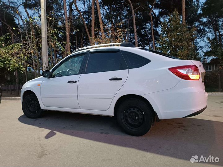 LADA Granta 1.6 МТ, 2016, 121 900 км