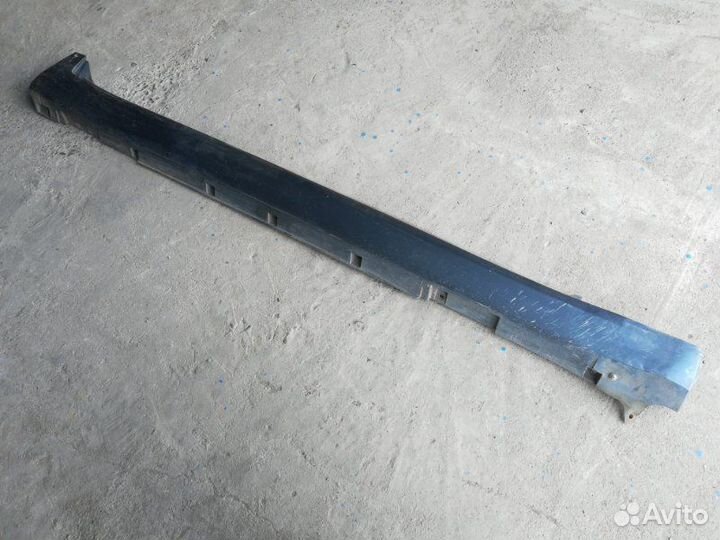 Обвес порога правый Infiniti G35 V36 VQ35HR 2008