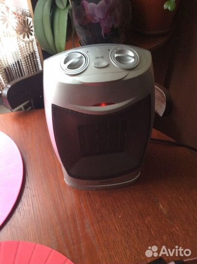 Керамический обогреватель crown1500ватт