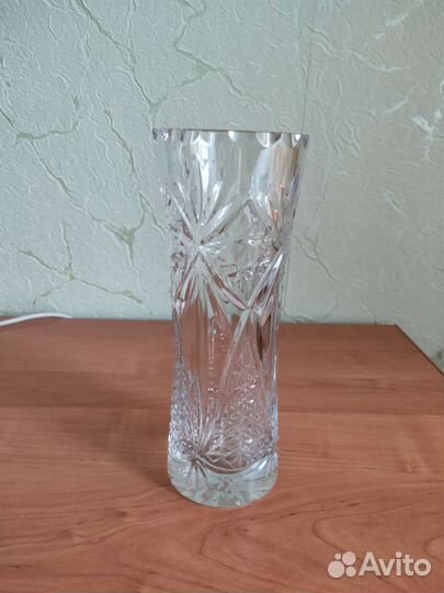Хрустальная ваза