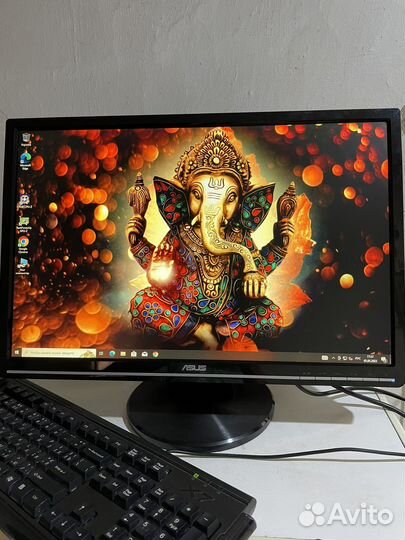 Монитор Asus 22 дюйма