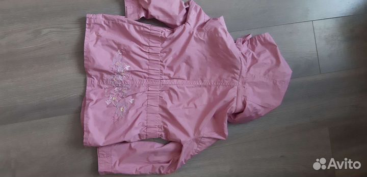 Ветровка для девочки