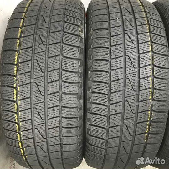 Hankook Winter I'Cept IZ W606 235/55 R17