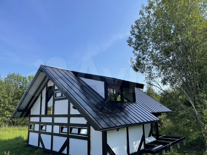 Коттедж 141 м² на участке 10 сот.