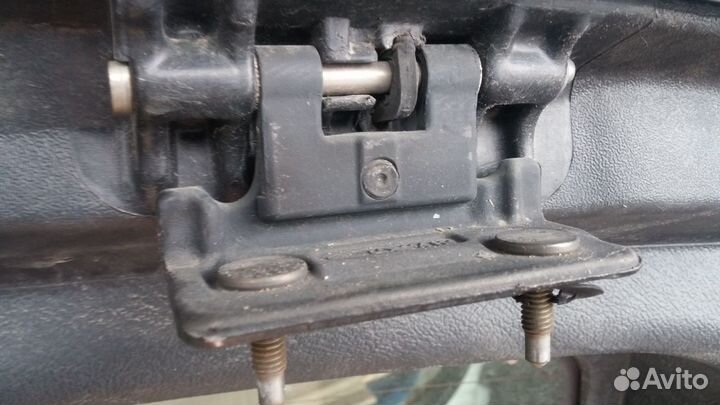 Mercedes A-Classe 168 петли багажника 1997-2004 г