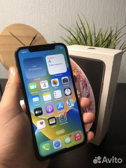 iPhone Xs, 64 ГБ